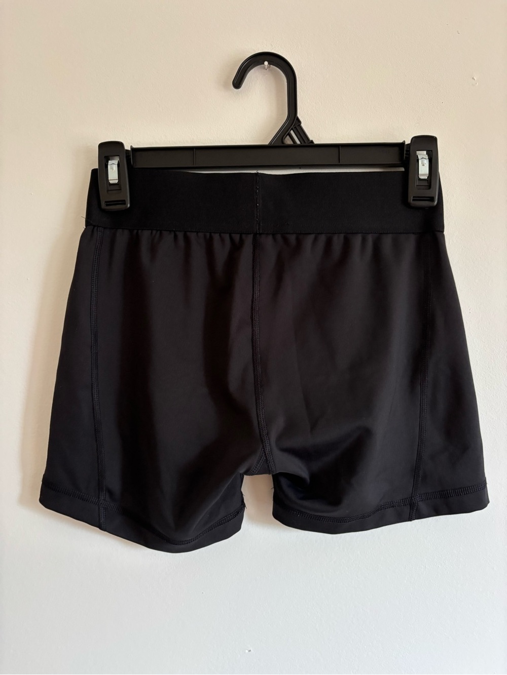 adidas Black Women's spandex shorts - Picture 2 of 3